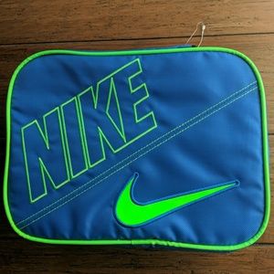 Nike insulated storage bag - new no tags